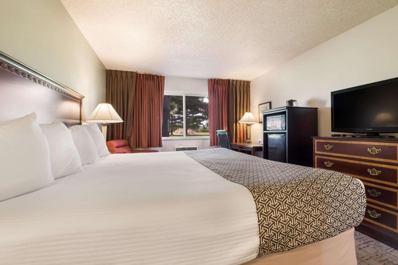 Surestay Hotel By Best Western Thomson Exterior photo