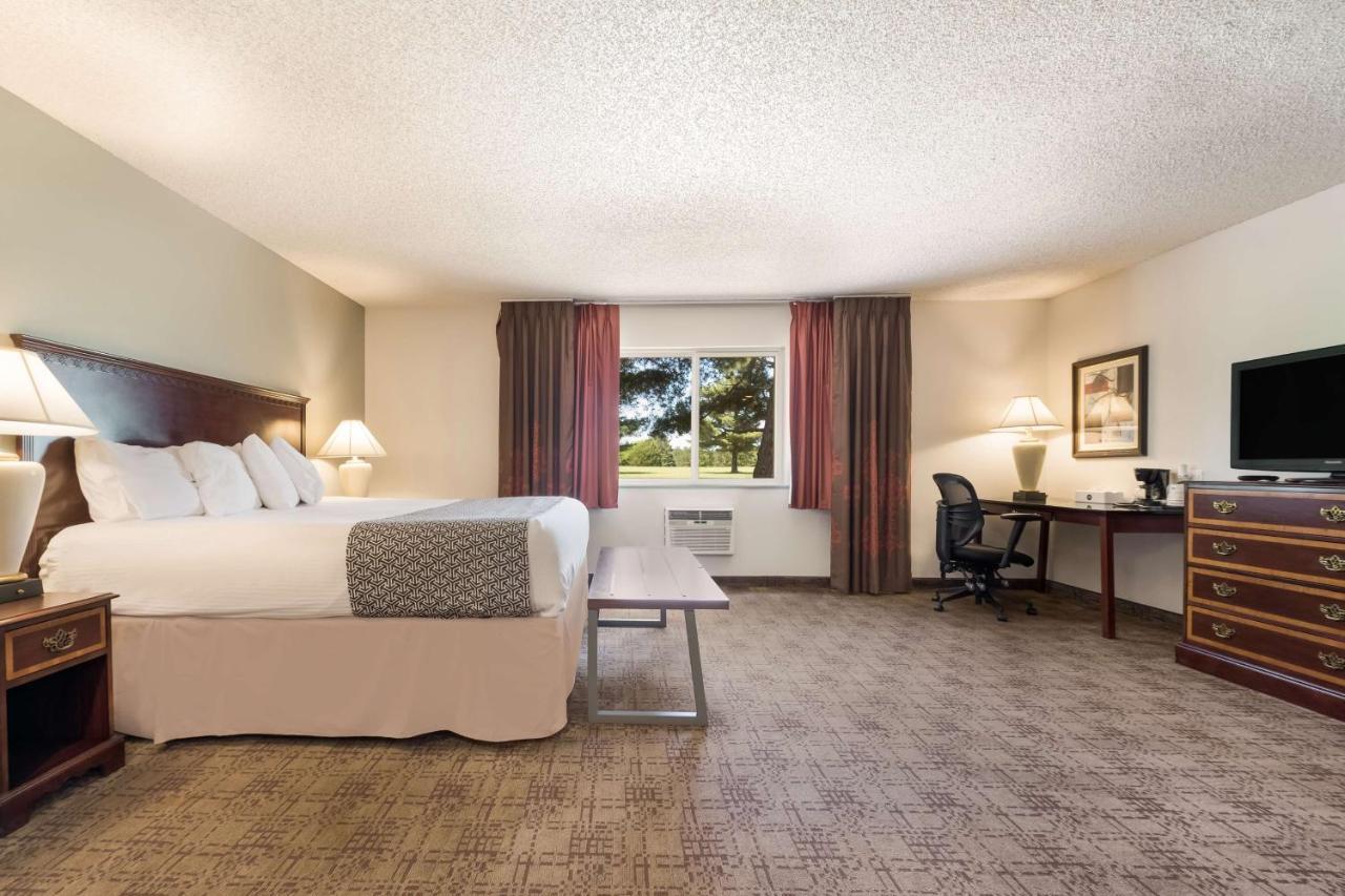 Surestay Hotel By Best Western Thomson Exterior photo