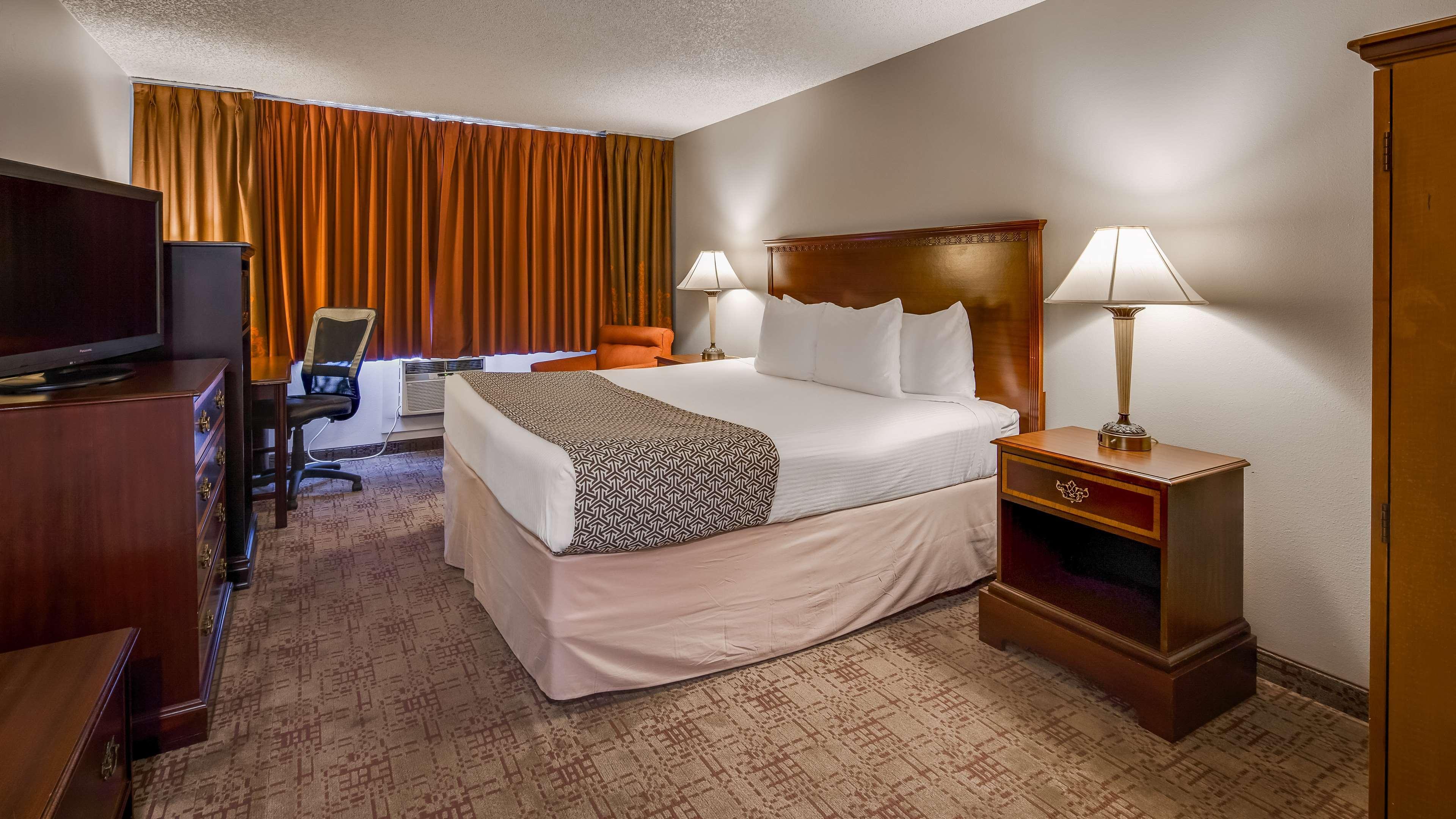 Surestay Hotel By Best Western Thomson Exterior photo