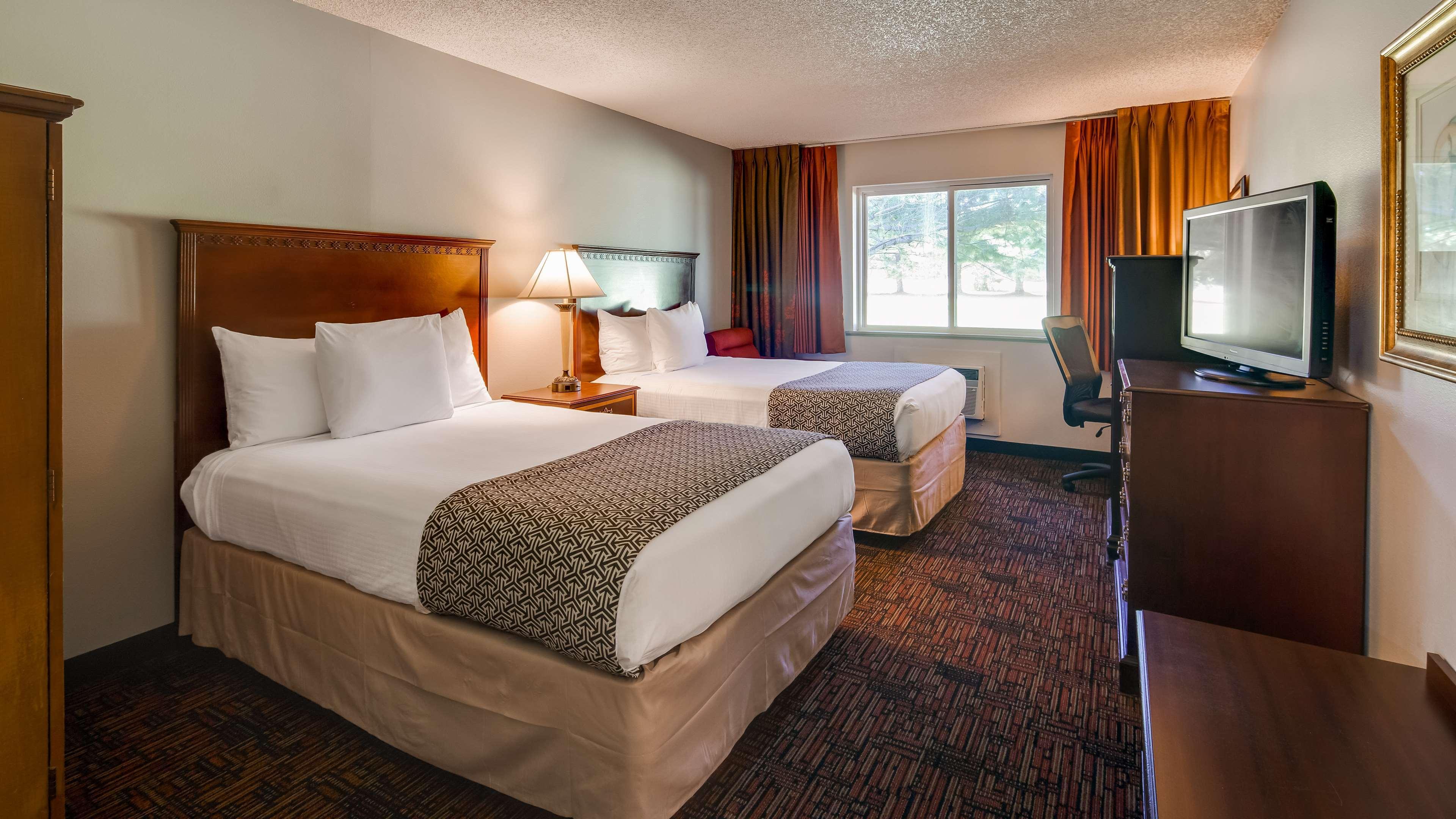 Surestay Hotel By Best Western Thomson Exterior photo