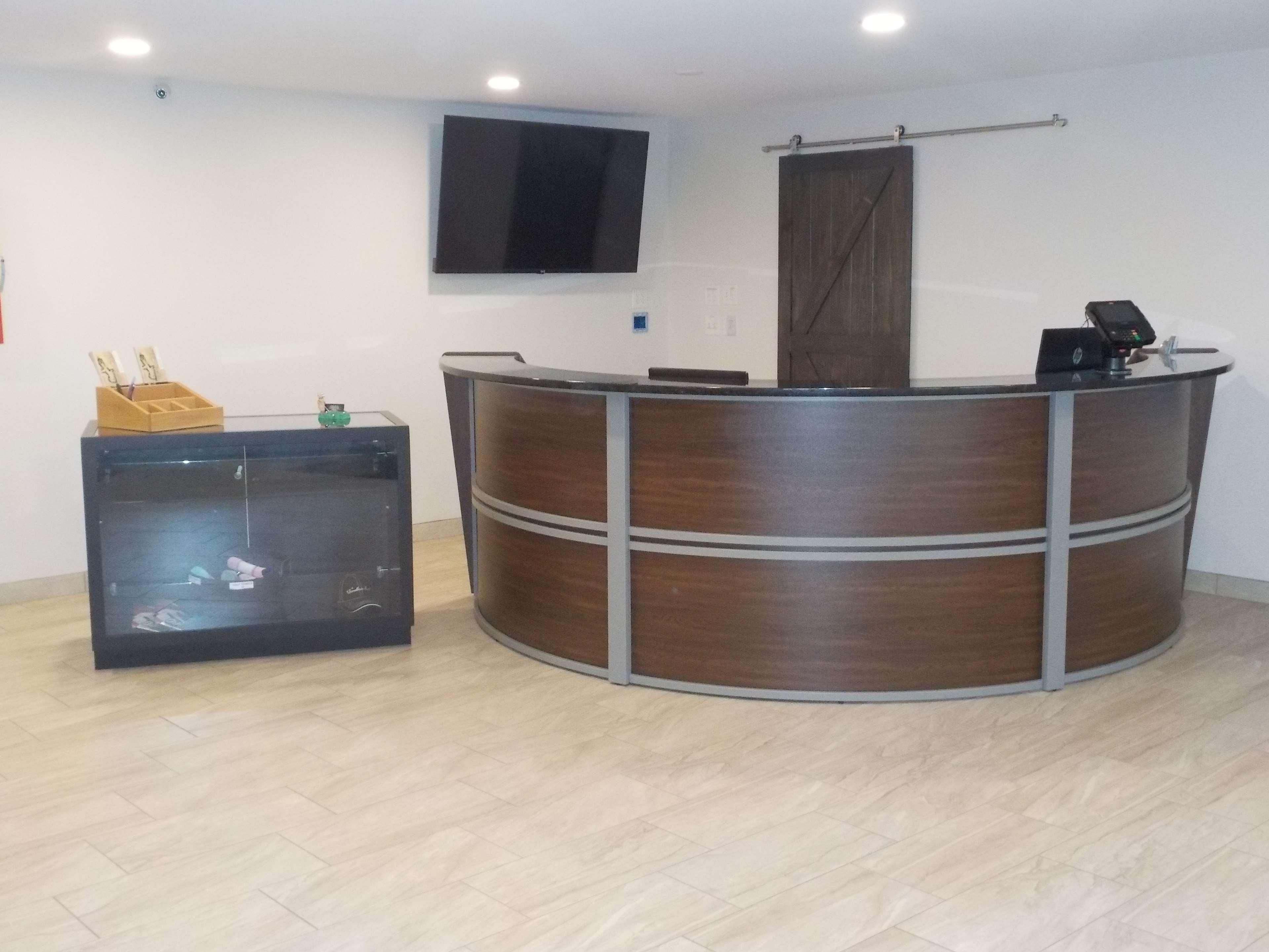 Surestay Hotel By Best Western Thomson Exterior photo